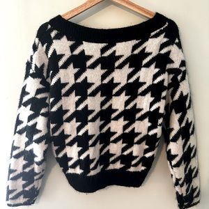 Express Houndstooth sweater